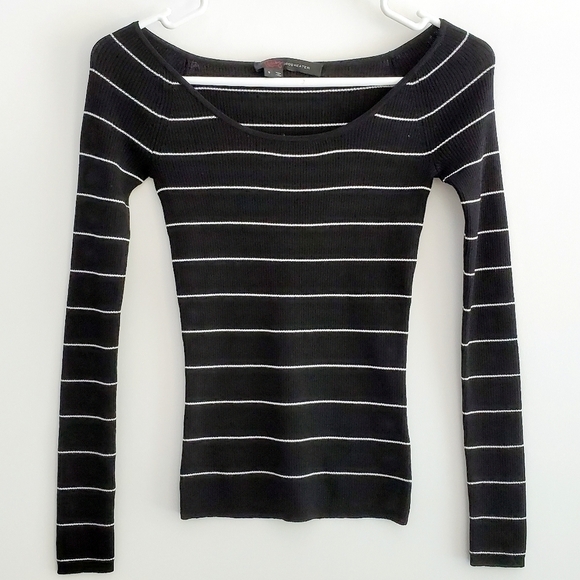 360 Sweater Black with White Striped Ribbed Phuket Top - Picture 4 of 7